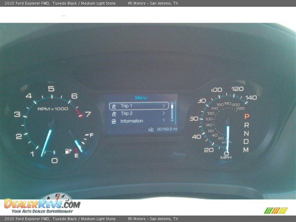 2015 Ford Explorer FWD Tuxedo Black / Medium Light Stone Photo #27