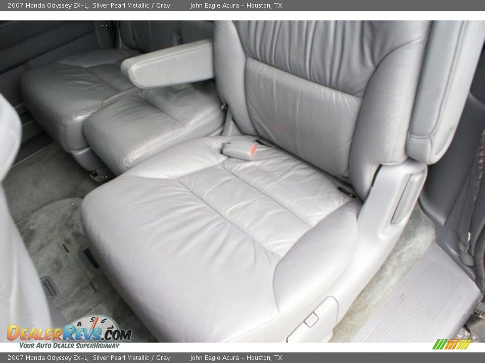 2007 Honda Odyssey EX-L Silver Pearl Metallic / Gray Photo #16