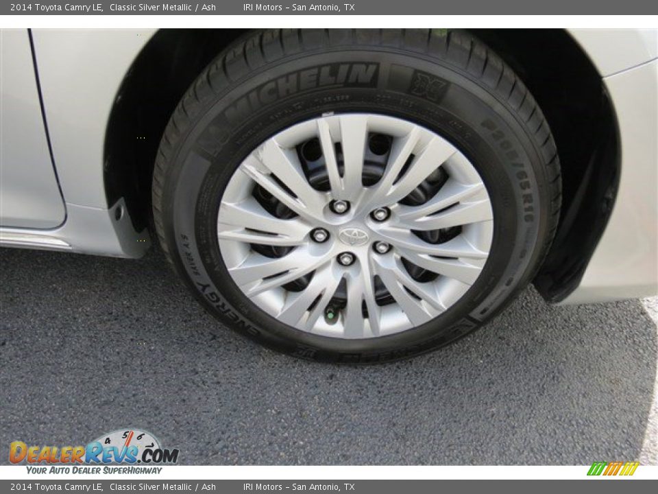 2014 Toyota Camry LE Classic Silver Metallic / Ash Photo #9