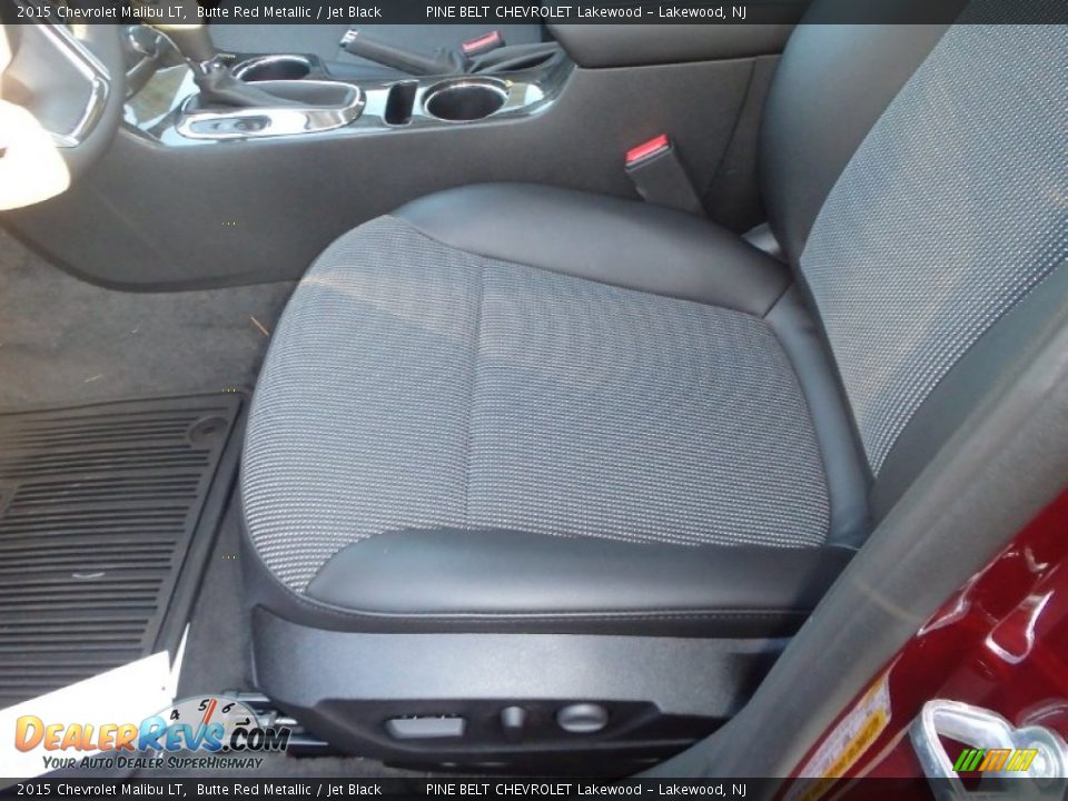 Front Seat of 2015 Chevrolet Malibu LT Photo #3