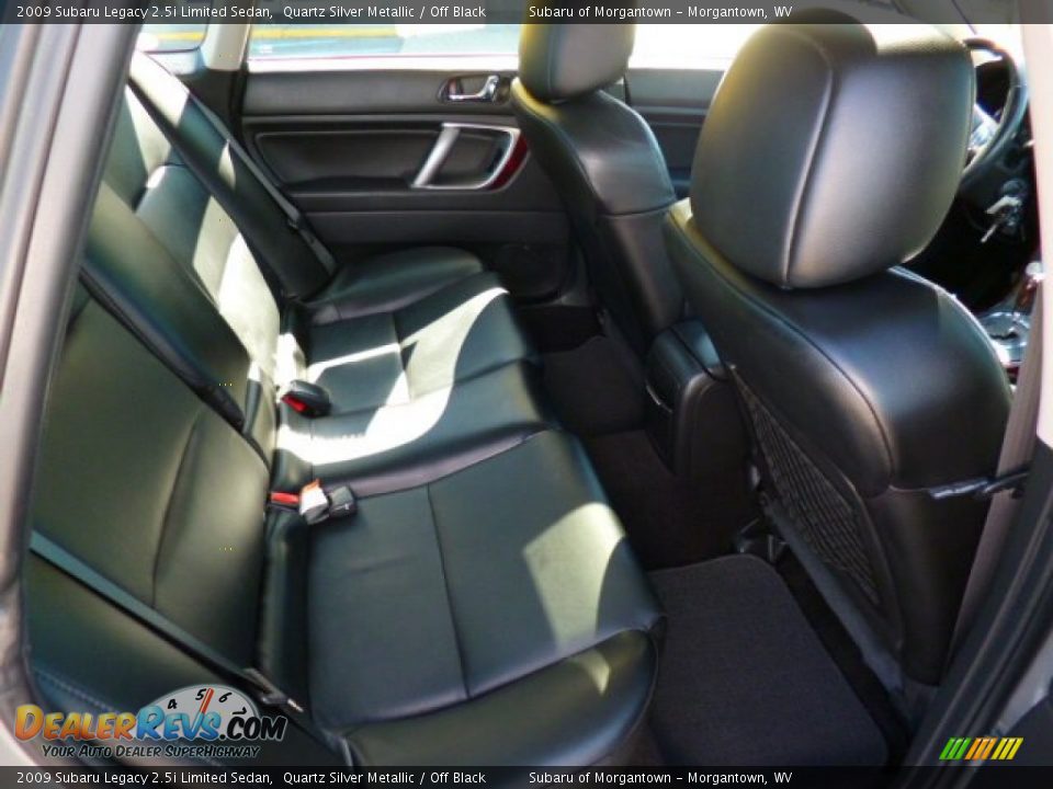 2009 Subaru Legacy 2.5i Limited Sedan Quartz Silver Metallic / Off Black Photo #6