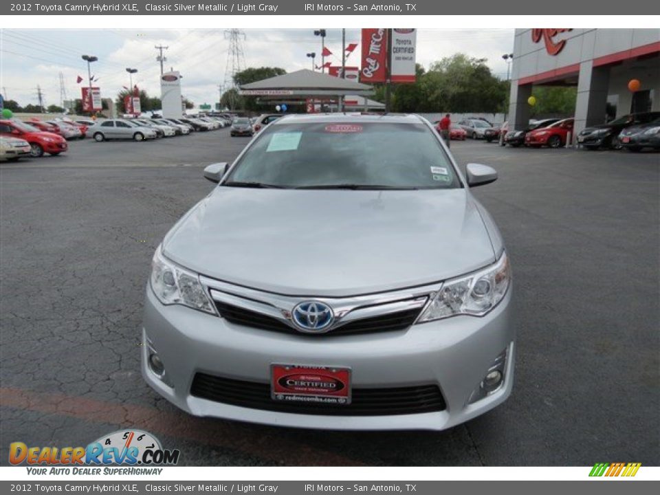 2012 Toyota Camry Hybrid XLE Classic Silver Metallic / Light Gray Photo #2