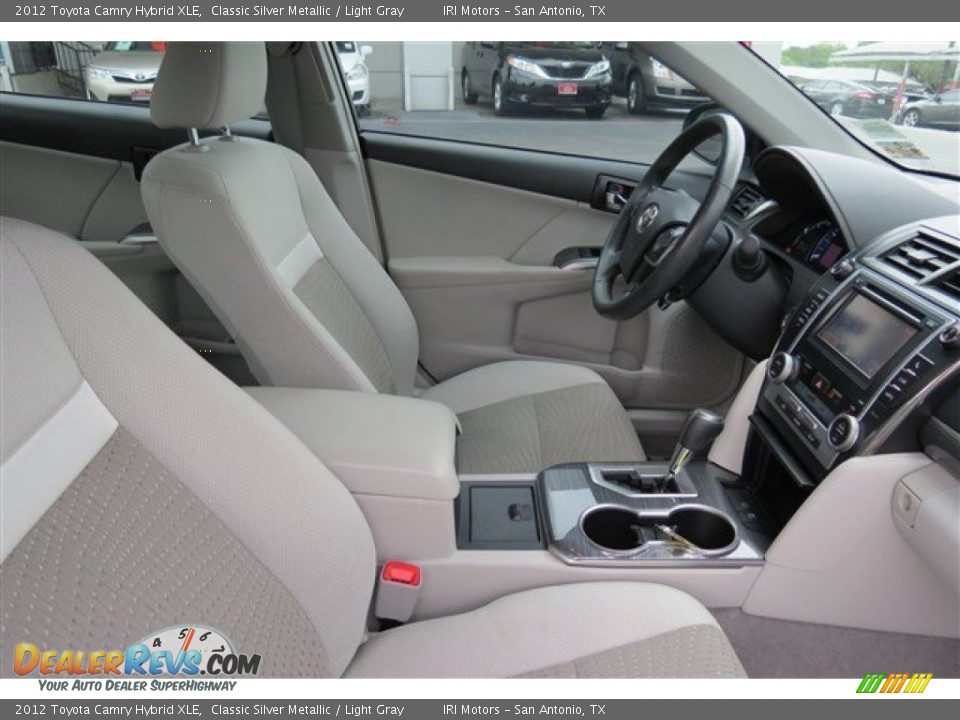 2012 Toyota Camry Hybrid XLE Classic Silver Metallic / Light Gray Photo #13