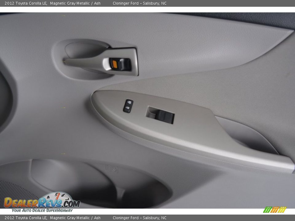 2012 Toyota Corolla LE Magnetic Gray Metallic / Ash Photo #14