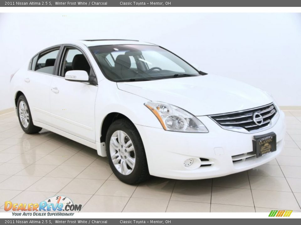 2011 Nissan Altima 2.5 S Winter Frost White / Charcoal Photo #1