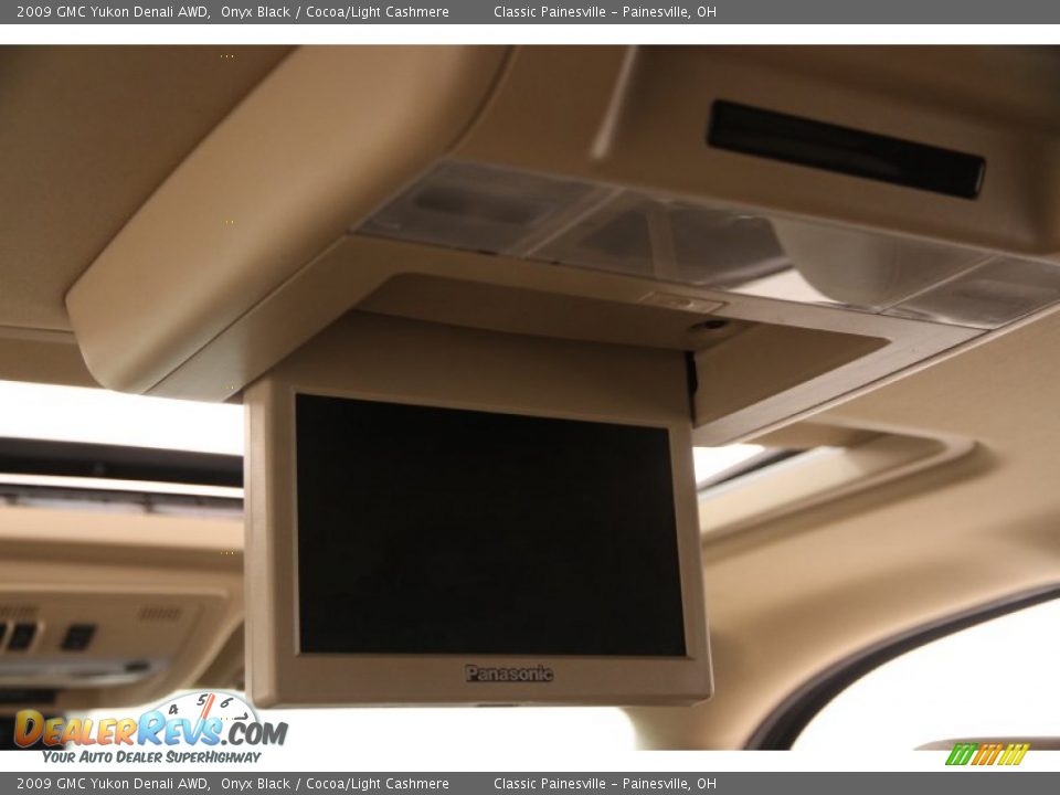2009 GMC Yukon Denali AWD Onyx Black / Cocoa/Light Cashmere Photo #16