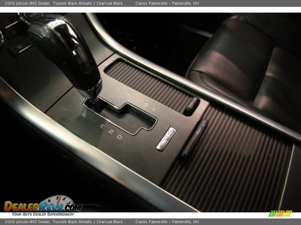 2009 Lincoln MKS Sedan Tuxedo Black Metallic / Charcoal Black Photo #11