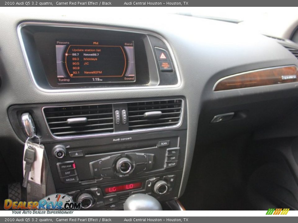 2010 Audi Q5 3.2 quattro Garnet Red Pearl Effect / Black Photo #15