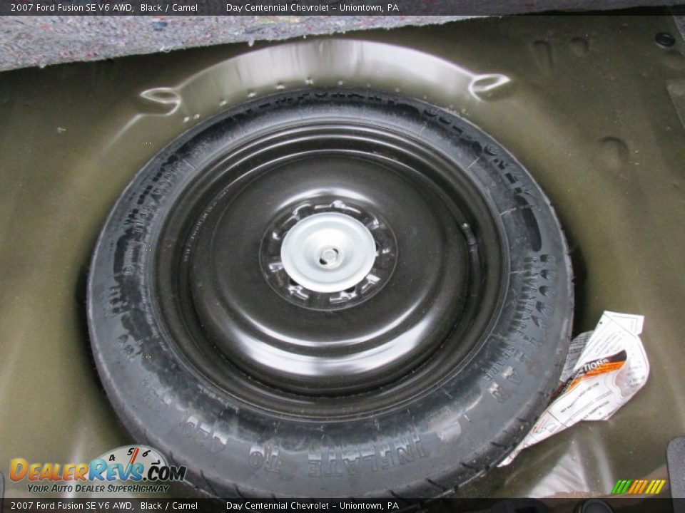 2007 Ford Fusion SE V6 AWD Black / Camel Photo #18