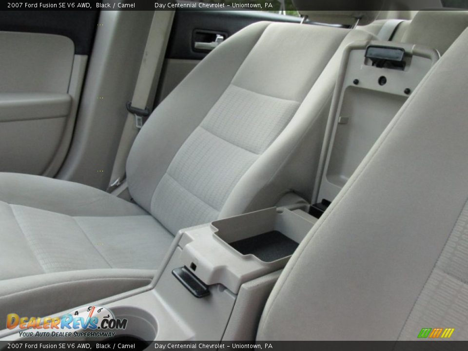2007 Ford Fusion SE V6 AWD Black / Camel Photo #25