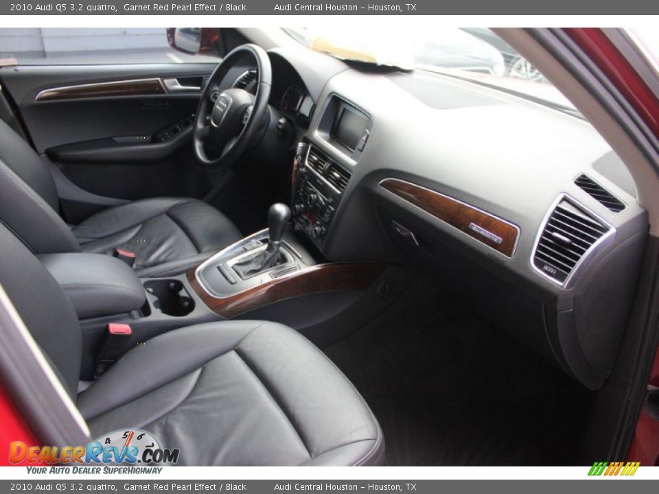 2010 Audi Q5 3.2 quattro Garnet Red Pearl Effect / Black Photo #35