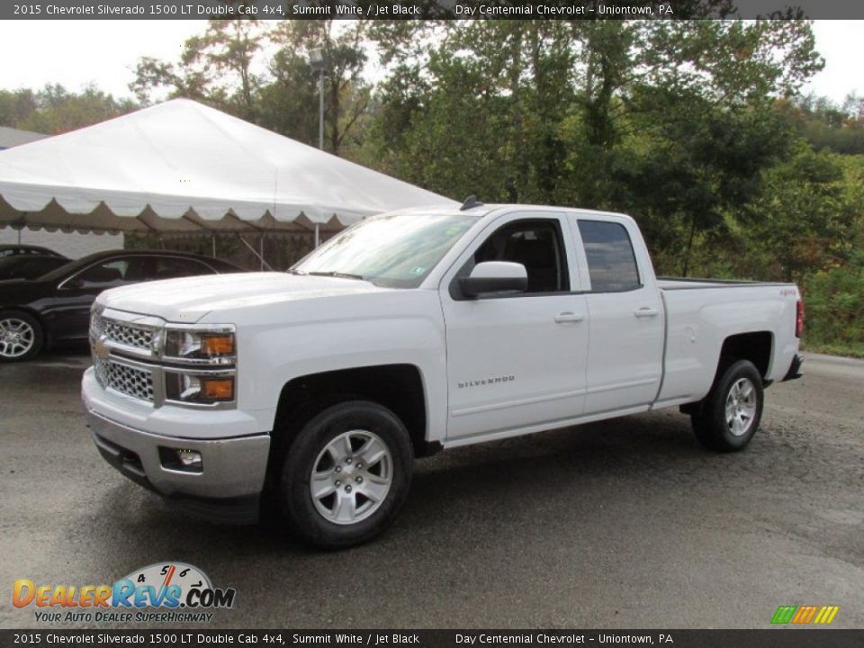 Front 3/4 View of 2015 Chevrolet Silverado 1500 LT Double Cab 4x4 Photo #1