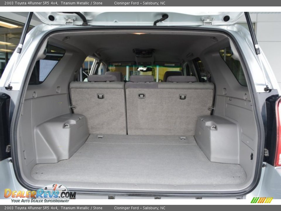 2003 Toyota 4Runner SR5 4x4 Titanium Metallic / Stone Photo #12