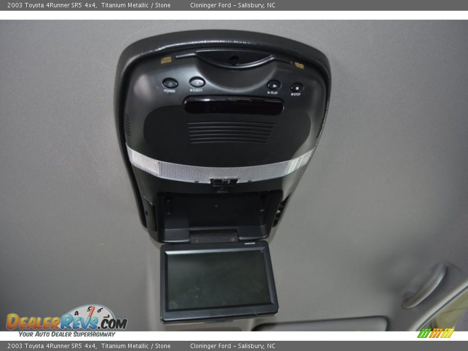 2003 Toyota 4Runner SR5 4x4 Titanium Metallic / Stone Photo #19
