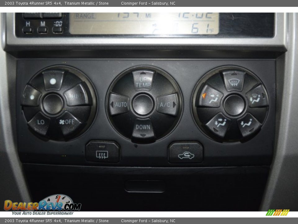 2003 Toyota 4Runner SR5 4x4 Titanium Metallic / Stone Photo #22