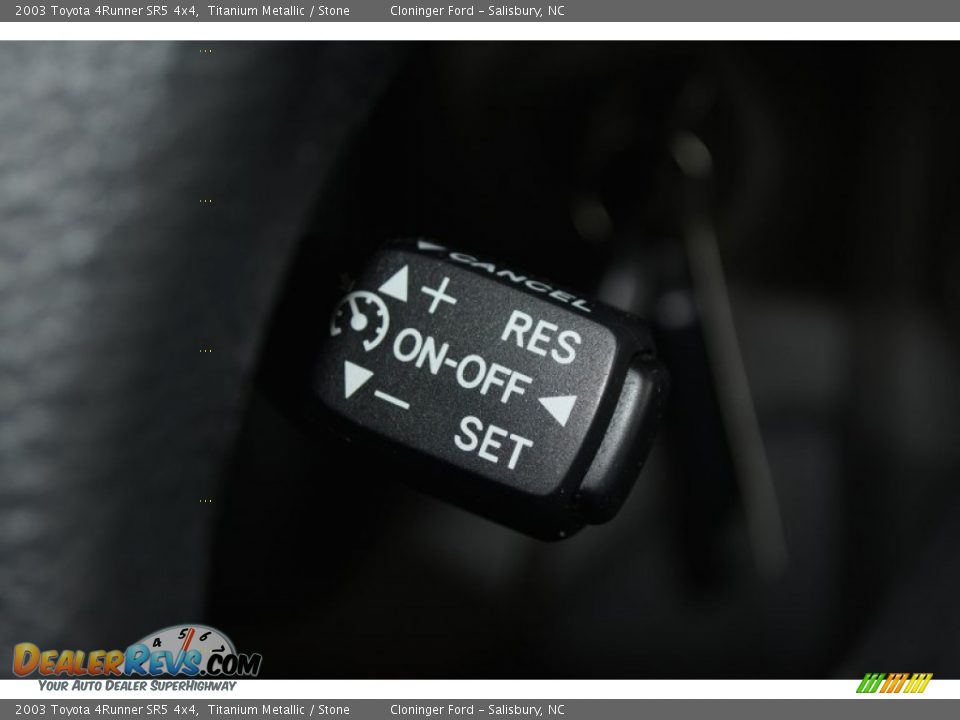 2003 Toyota 4Runner SR5 4x4 Titanium Metallic / Stone Photo #25