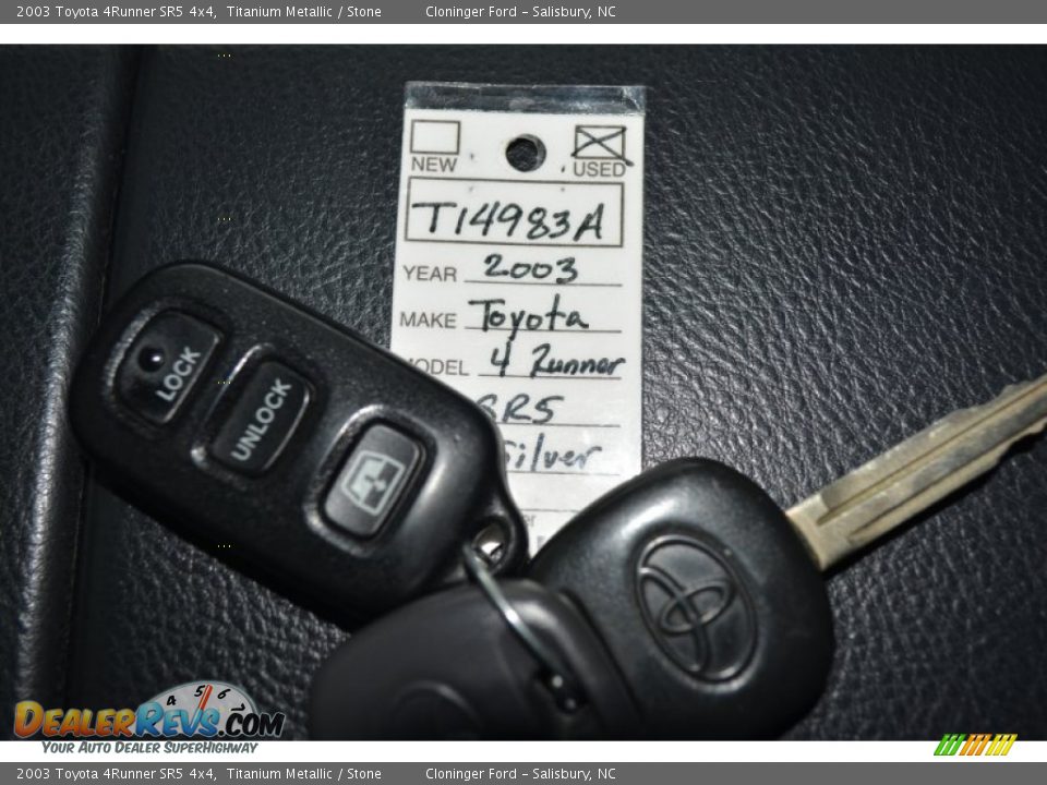 2003 Toyota 4Runner SR5 4x4 Titanium Metallic / Stone Photo #29