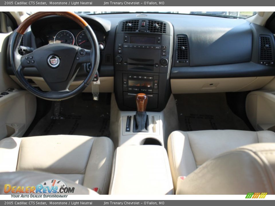 2005 Cadillac CTS Sedan Moonstone / Light Neutral Photo #10