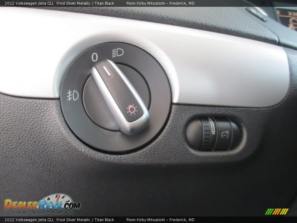 2012 Volkswagen Jetta GLI Frost Silver Metallic / Titan Black Photo #15