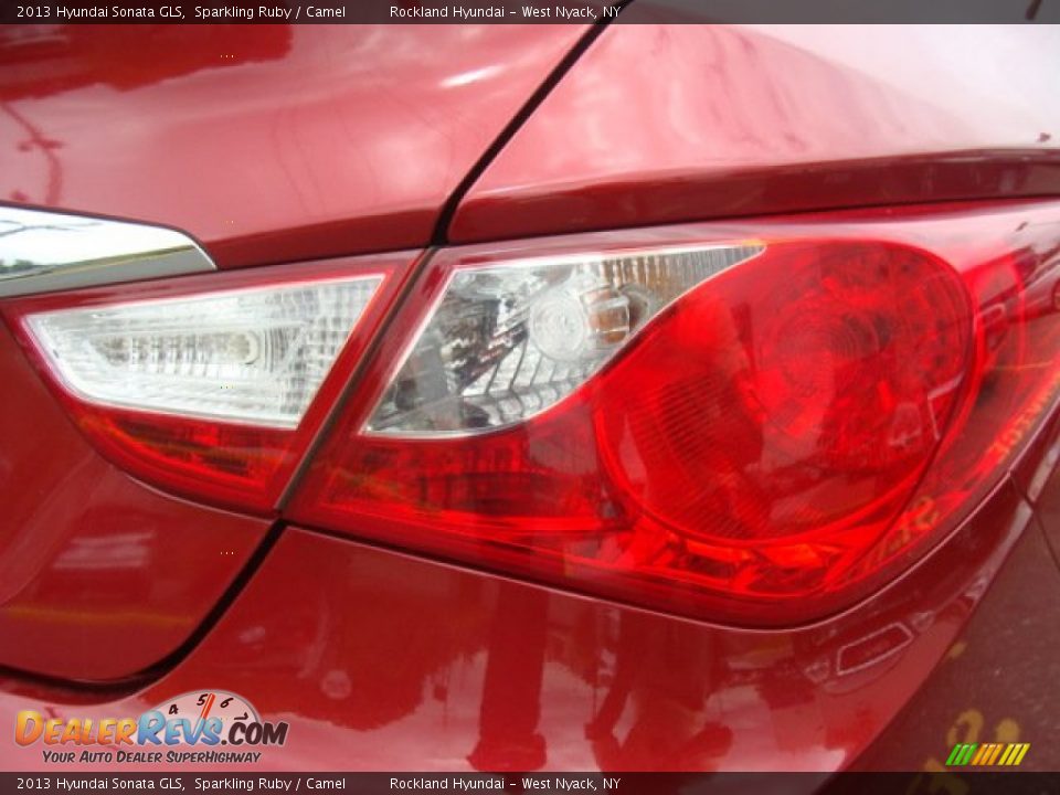 2013 Hyundai Sonata GLS Sparkling Ruby / Camel Photo #22