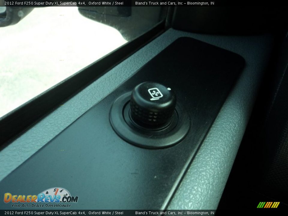 2012 Ford F250 Super Duty XL SuperCab 4x4 Oxford White / Steel Photo #13