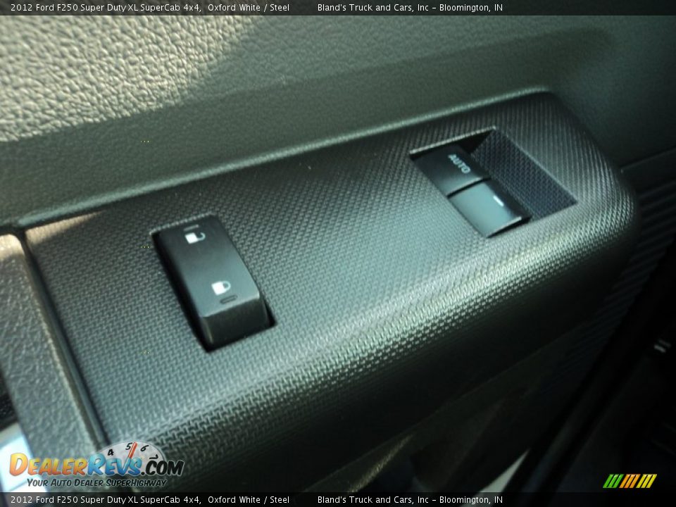 2012 Ford F250 Super Duty XL SuperCab 4x4 Oxford White / Steel Photo #14