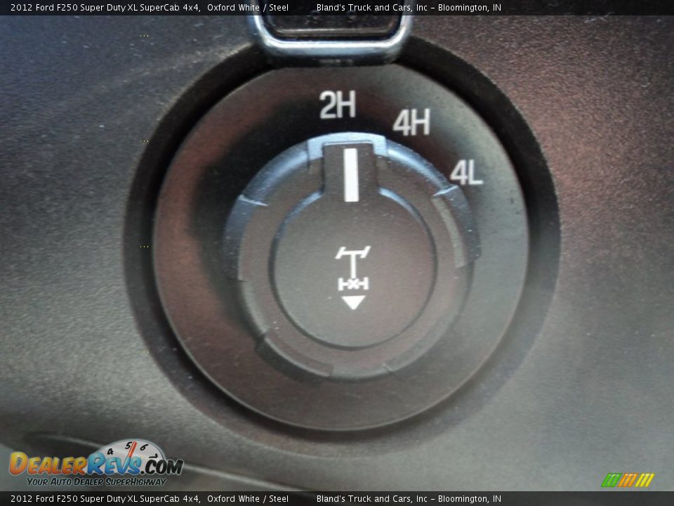 2012 Ford F250 Super Duty XL SuperCab 4x4 Oxford White / Steel Photo #17