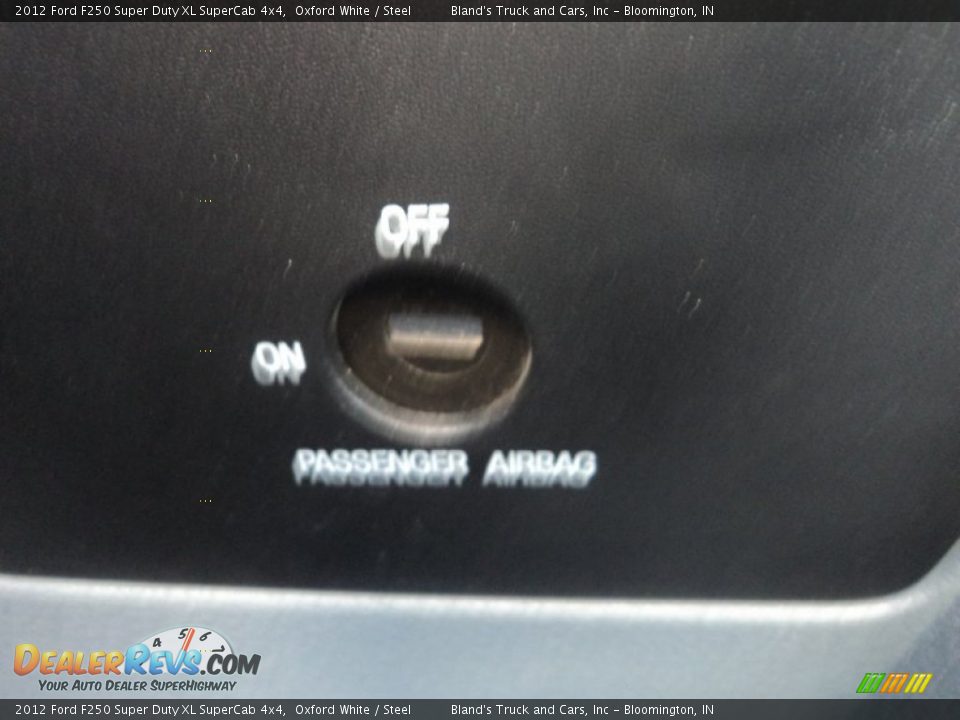 2012 Ford F250 Super Duty XL SuperCab 4x4 Oxford White / Steel Photo #19