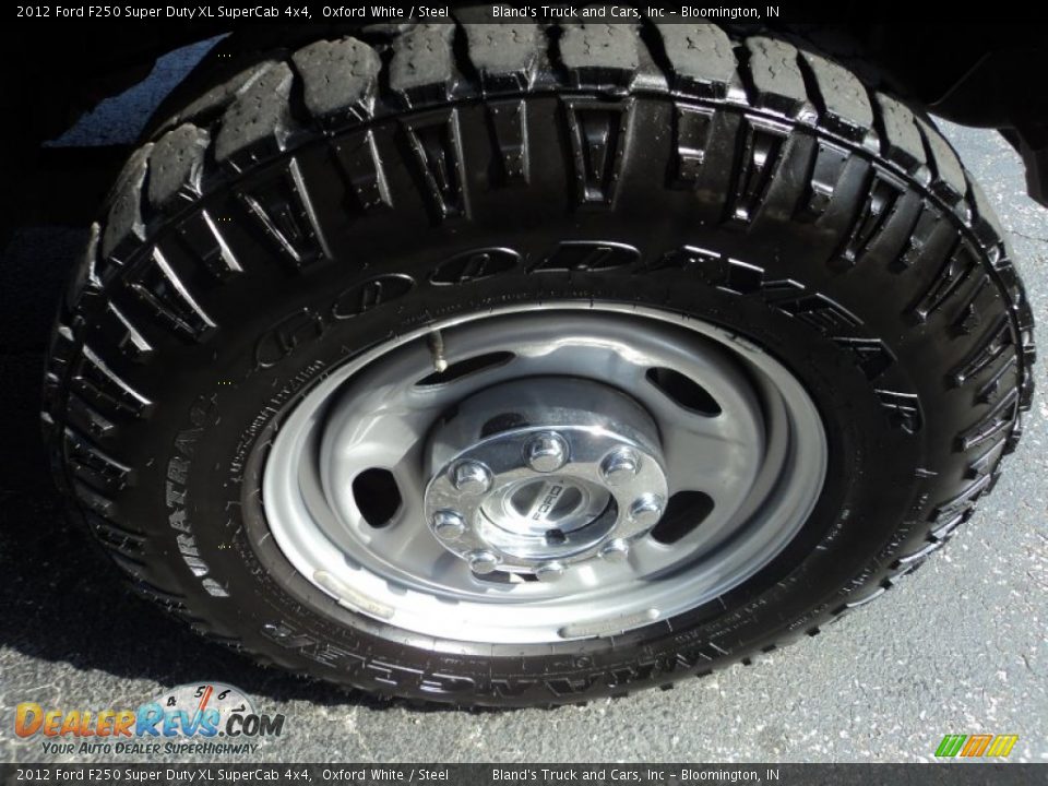 2012 Ford F250 Super Duty XL SuperCab 4x4 Oxford White / Steel Photo #25
