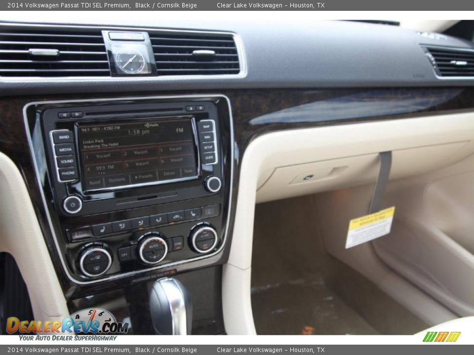2014 Volkswagen Passat TDI SEL Premium Black / Cornsilk Beige Photo #11