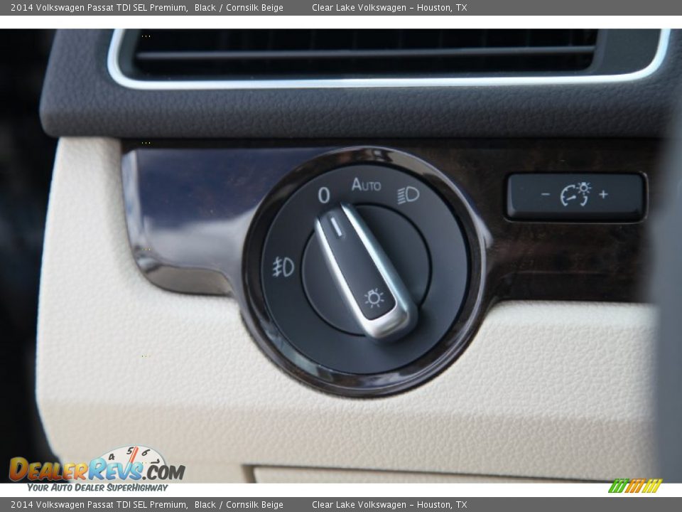 2014 Volkswagen Passat TDI SEL Premium Black / Cornsilk Beige Photo #21