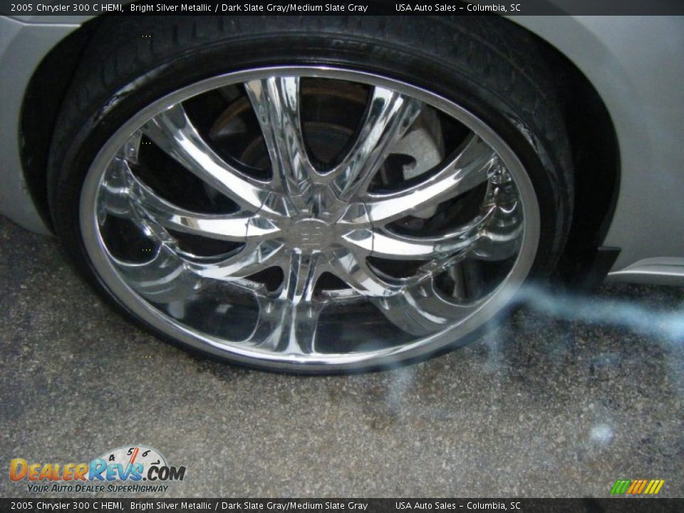 2005 Chrysler 300 C HEMI Bright Silver Metallic / Dark Slate Gray/Medium Slate Gray Photo #8