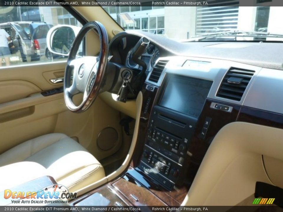 2010 Cadillac Escalade EXT Premium AWD White Diamond / Cashmere/Cocoa Photo #16