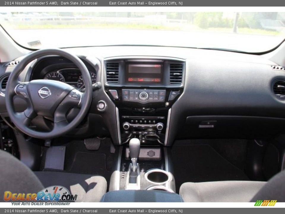 2014 Nissan Pathfinder S AWD Dark Slate / Charcoal Photo #11