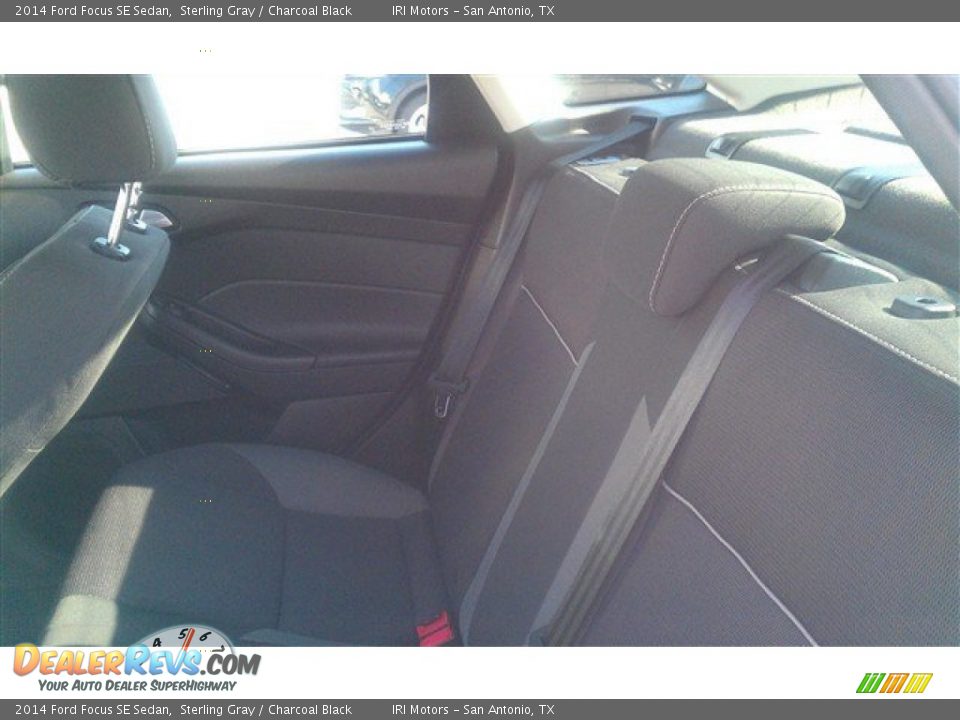 2014 Ford Focus SE Sedan Sterling Gray / Charcoal Black Photo #6