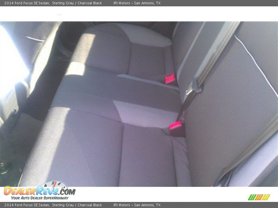 2014 Ford Focus SE Sedan Sterling Gray / Charcoal Black Photo #7