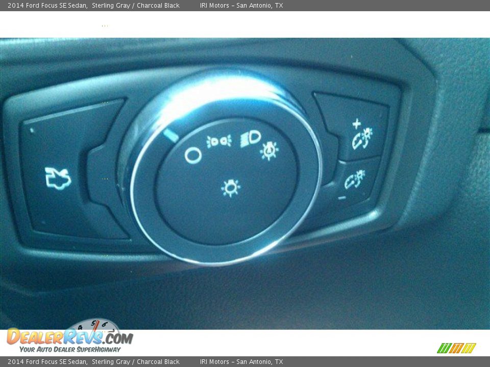 2014 Ford Focus SE Sedan Sterling Gray / Charcoal Black Photo #11