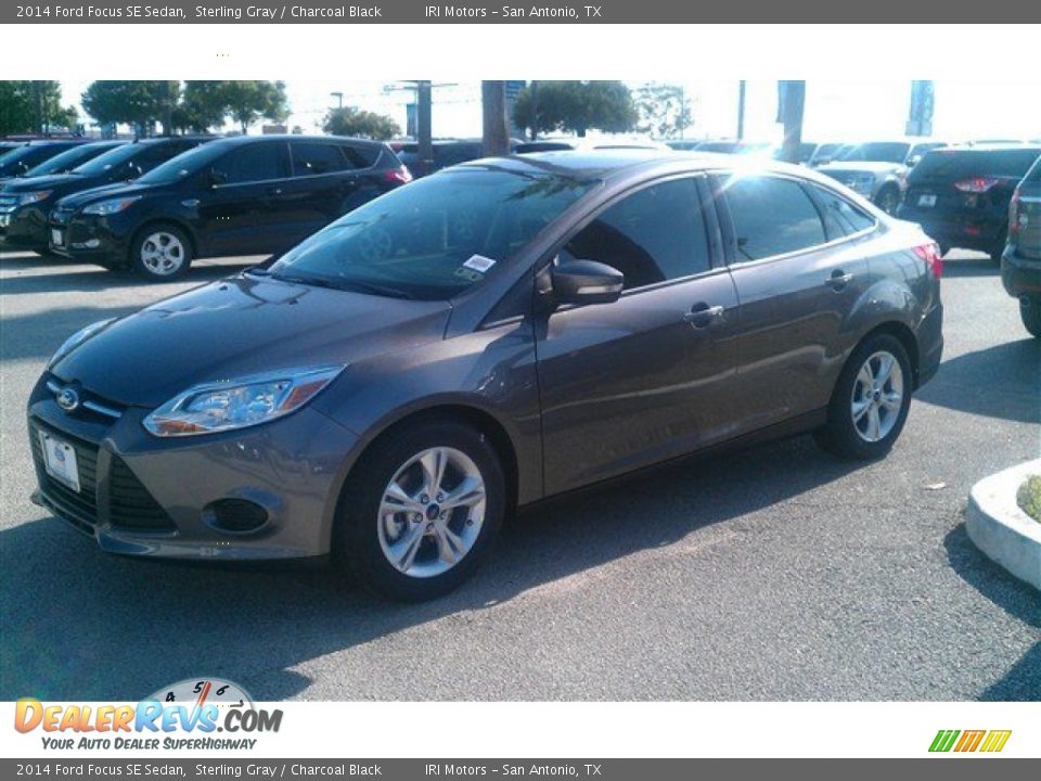 2014 Ford Focus SE Sedan Sterling Gray / Charcoal Black Photo #21