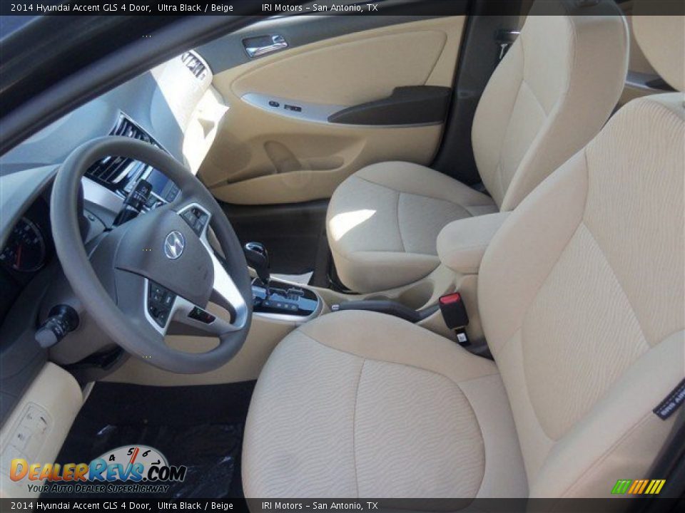 2014 Hyundai Accent GLS 4 Door Ultra Black / Beige Photo #6