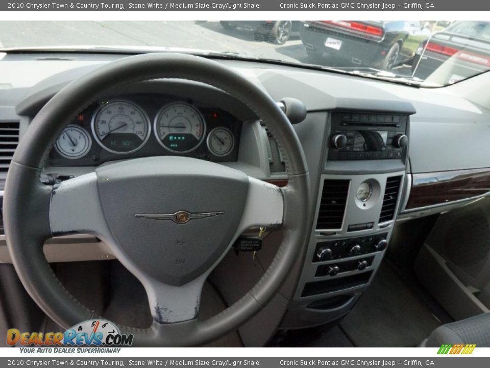 2010 Chrysler Town & Country Touring Stone White / Medium Slate Gray/Light Shale Photo #10