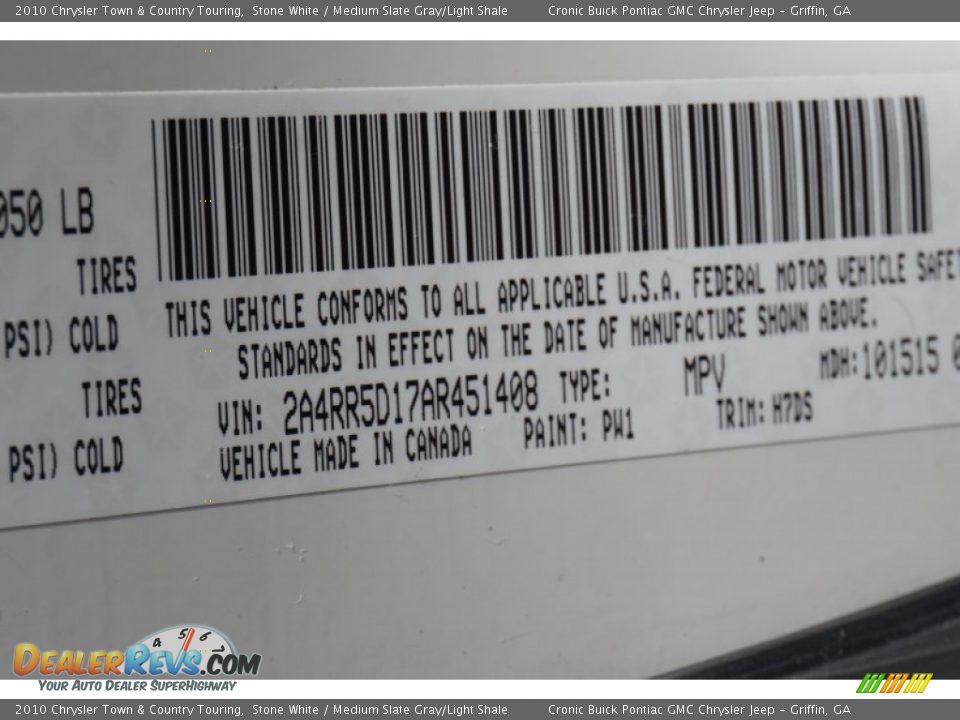 2010 Chrysler Town & Country Touring Stone White / Medium Slate Gray/Light Shale Photo #26