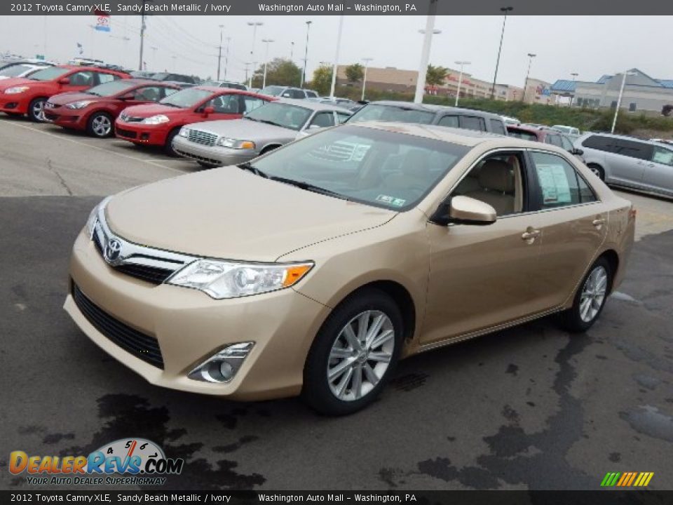 2012 Toyota Camry XLE Sandy Beach Metallic / Ivory Photo #6