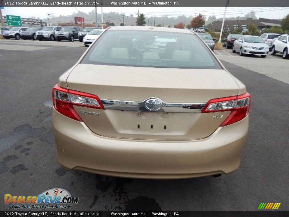 2012 Toyota Camry XLE Sandy Beach Metallic / Ivory Photo #9