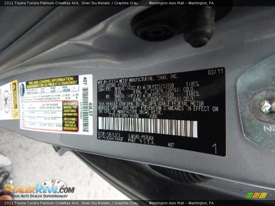 2011 Toyota Tundra Platinum CrewMax 4x4 Silver Sky Metallic / Graphite Gray Photo #18
