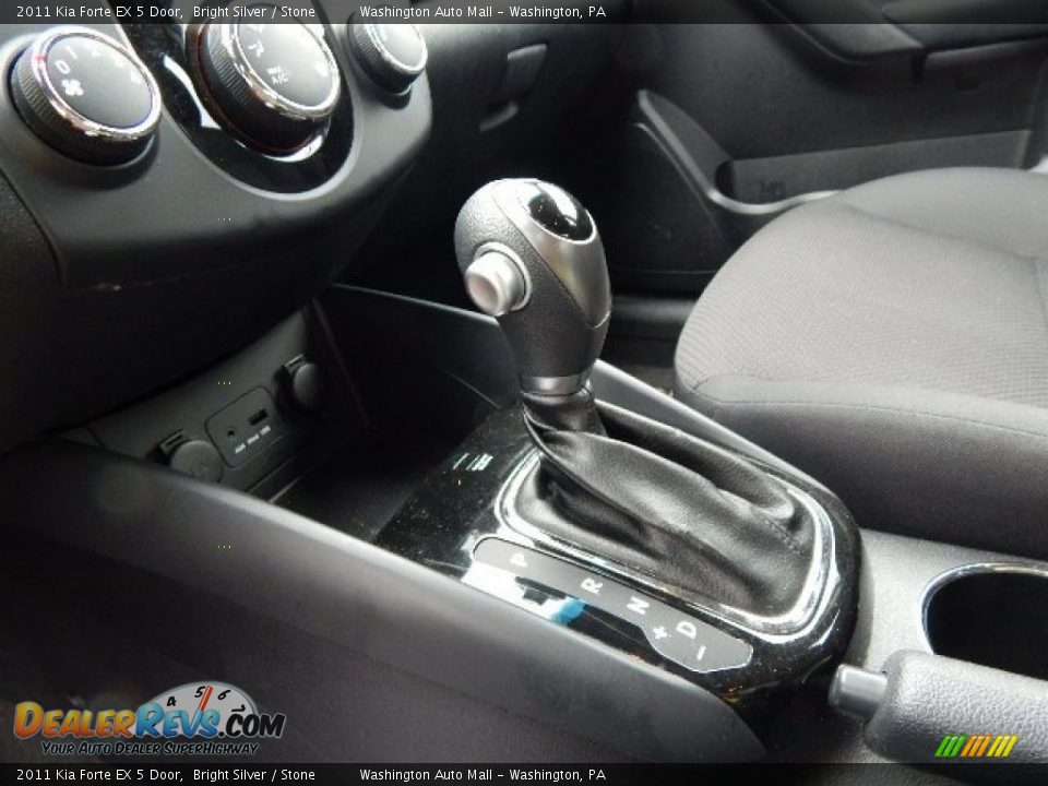 2011 Kia Forte EX 5 Door Bright Silver / Stone Photo #15