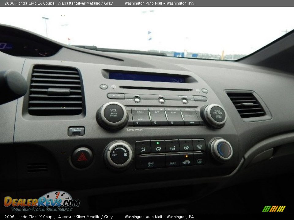 2006 Honda Civic LX Coupe Alabaster Silver Metallic / Gray Photo #14