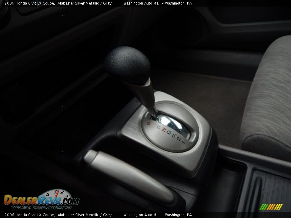 2006 Honda Civic LX Coupe Alabaster Silver Metallic / Gray Photo #15