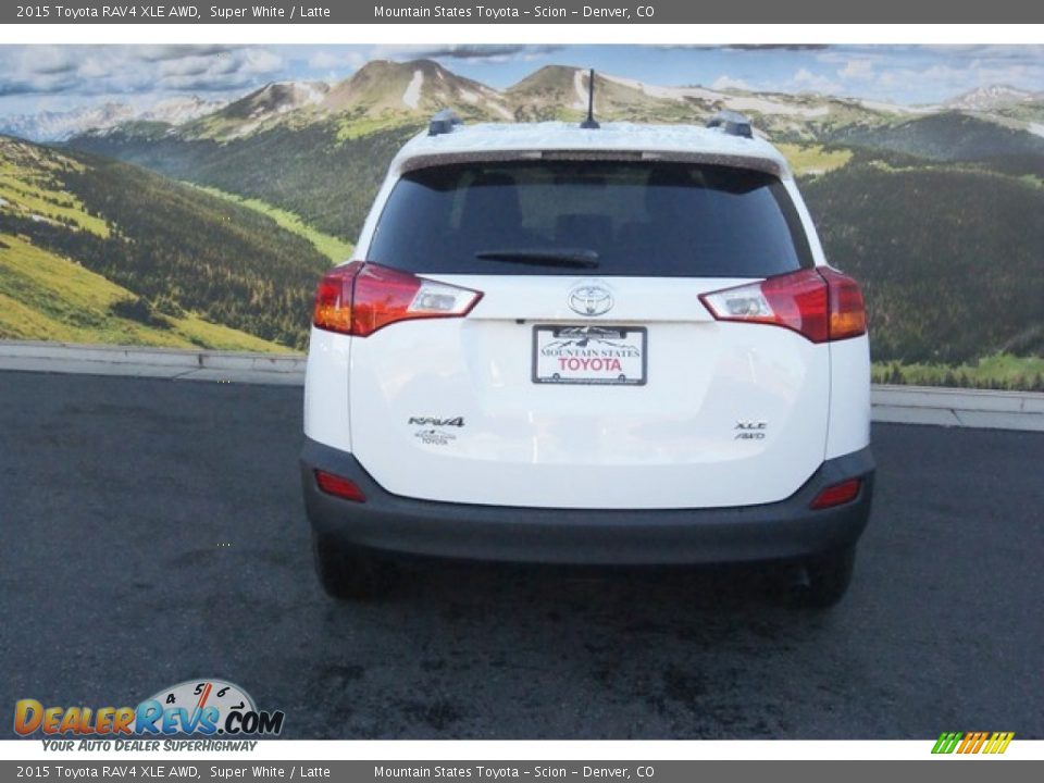 2015 Toyota RAV4 XLE AWD Super White / Latte Photo #4