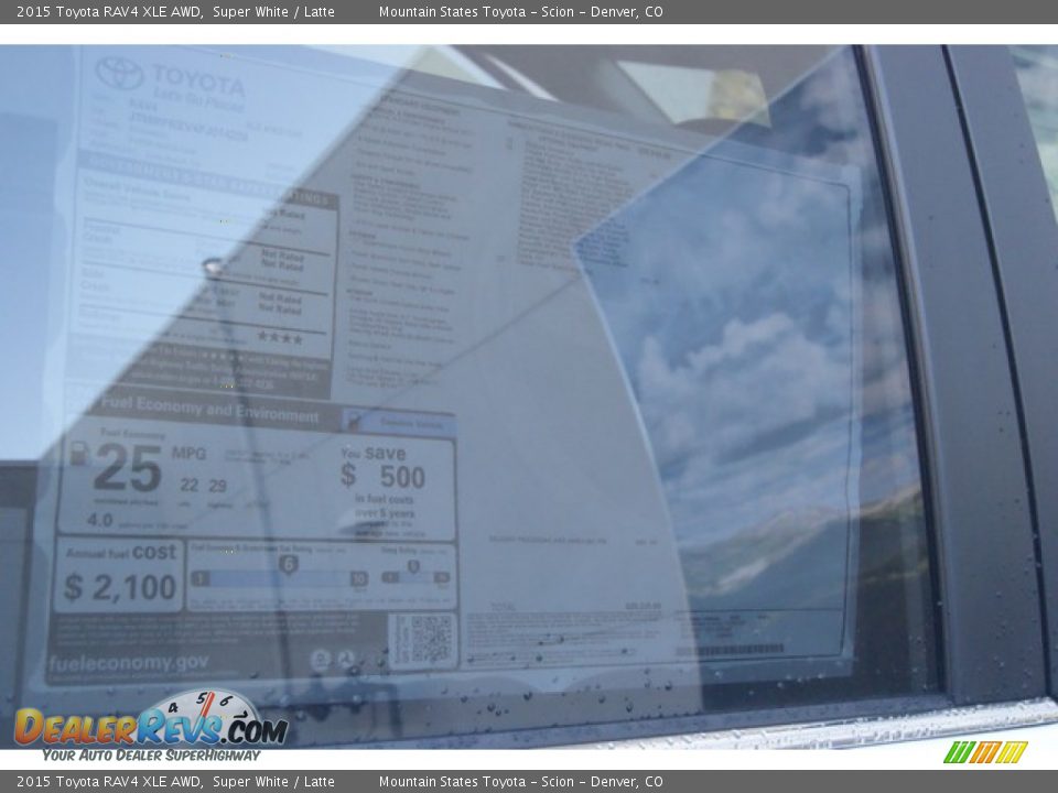 2015 Toyota RAV4 XLE AWD Super White / Latte Photo #10