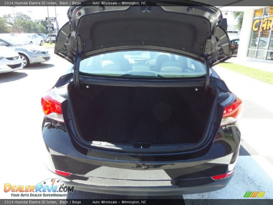 2014 Hyundai Elantra SE Sedan Black / Beige Photo #5